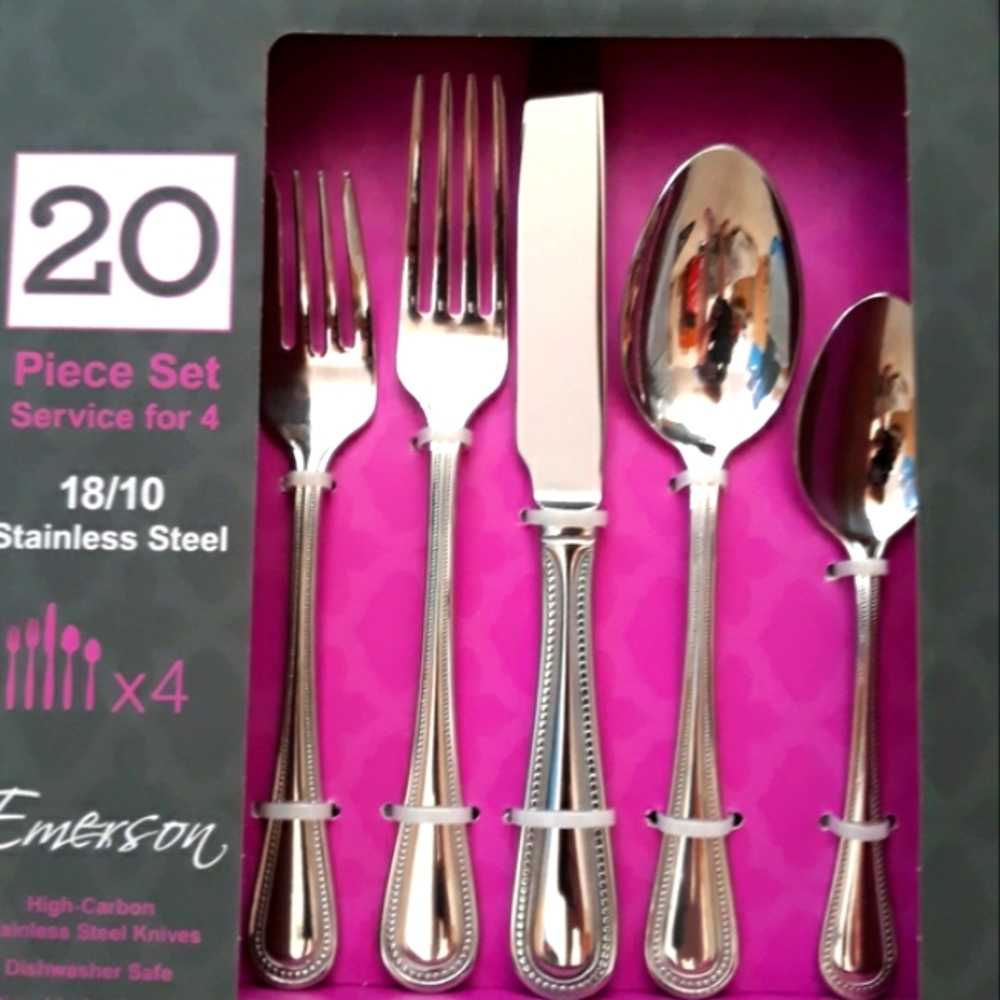 Brand new stainless steel 20 piece flatware set